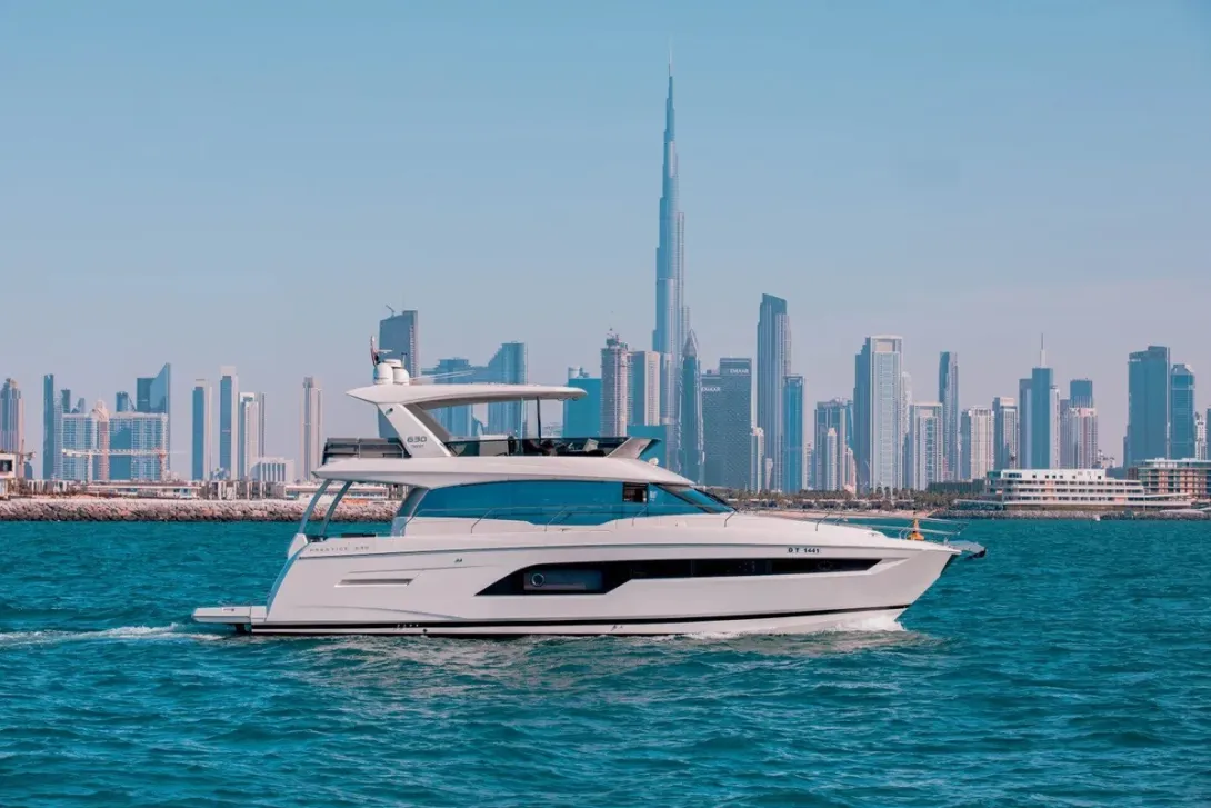 5 Must-Rent Yachts in Dubai Marina for a VIP Experience